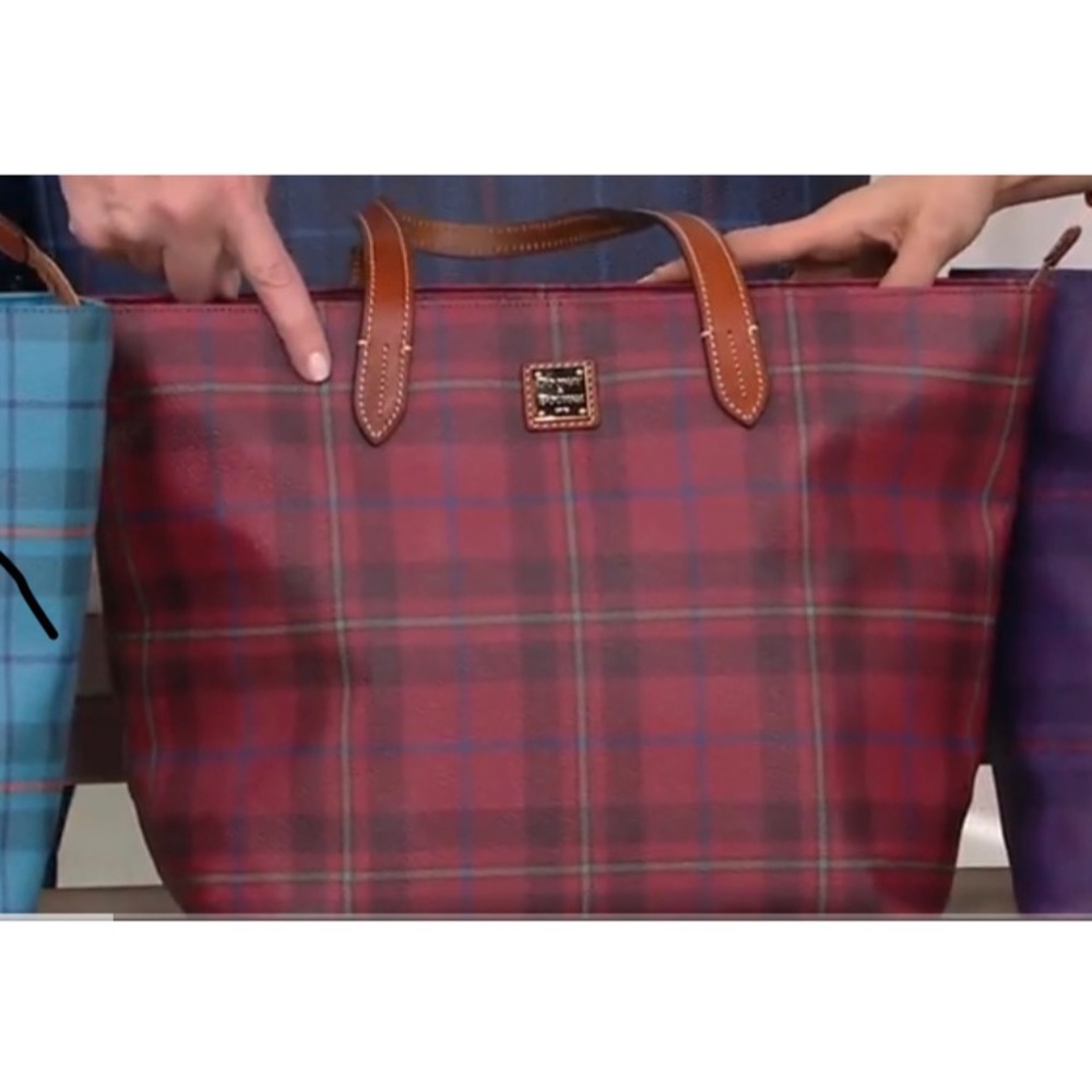 NWT DOONEY & BOURKE TOTE Cranberry Tiverton Plaid - Picture 12 of 12